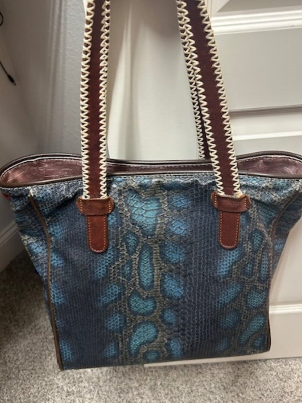 Consuela Rattler tote bag
